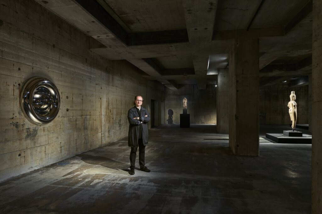 1607 The Feuerle Collection19212 (photo_ def image) 2_2